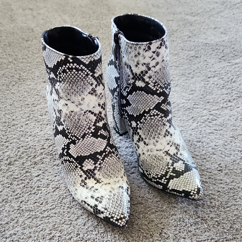 Lulu's Black and White Snakeskin Ankle Boots
